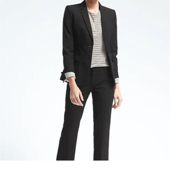 Banana Republic Long and lean blazer, size 6 - Picture 3 of 12